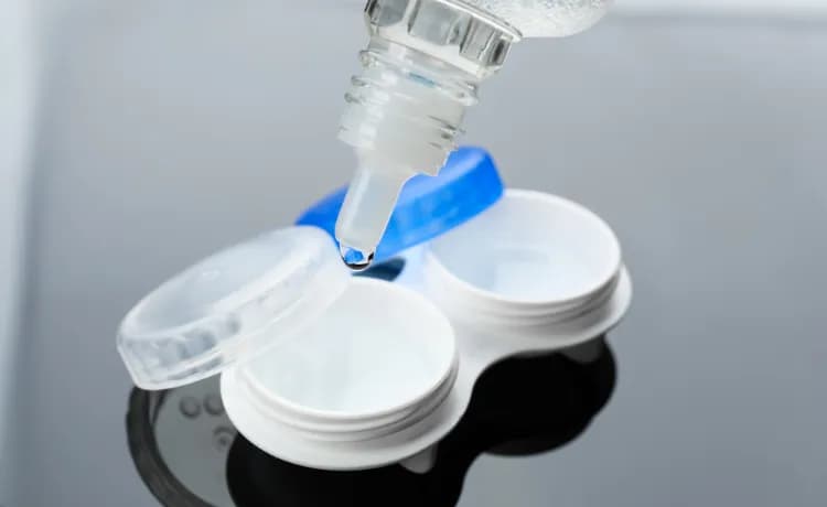 Jak właściwie przechowywać soczewki kontaktowe, aby uniknąć problemów? Jak właściwie przechowywać soczewki kontaktowe, aby uniknąć problemów?